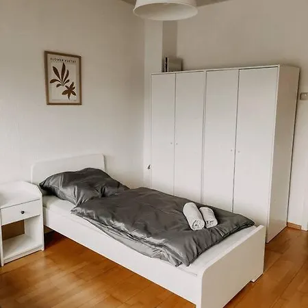 Apartment Zentral, Ruhig, Messe Universitaetsklinikum Nah! Ma3l *